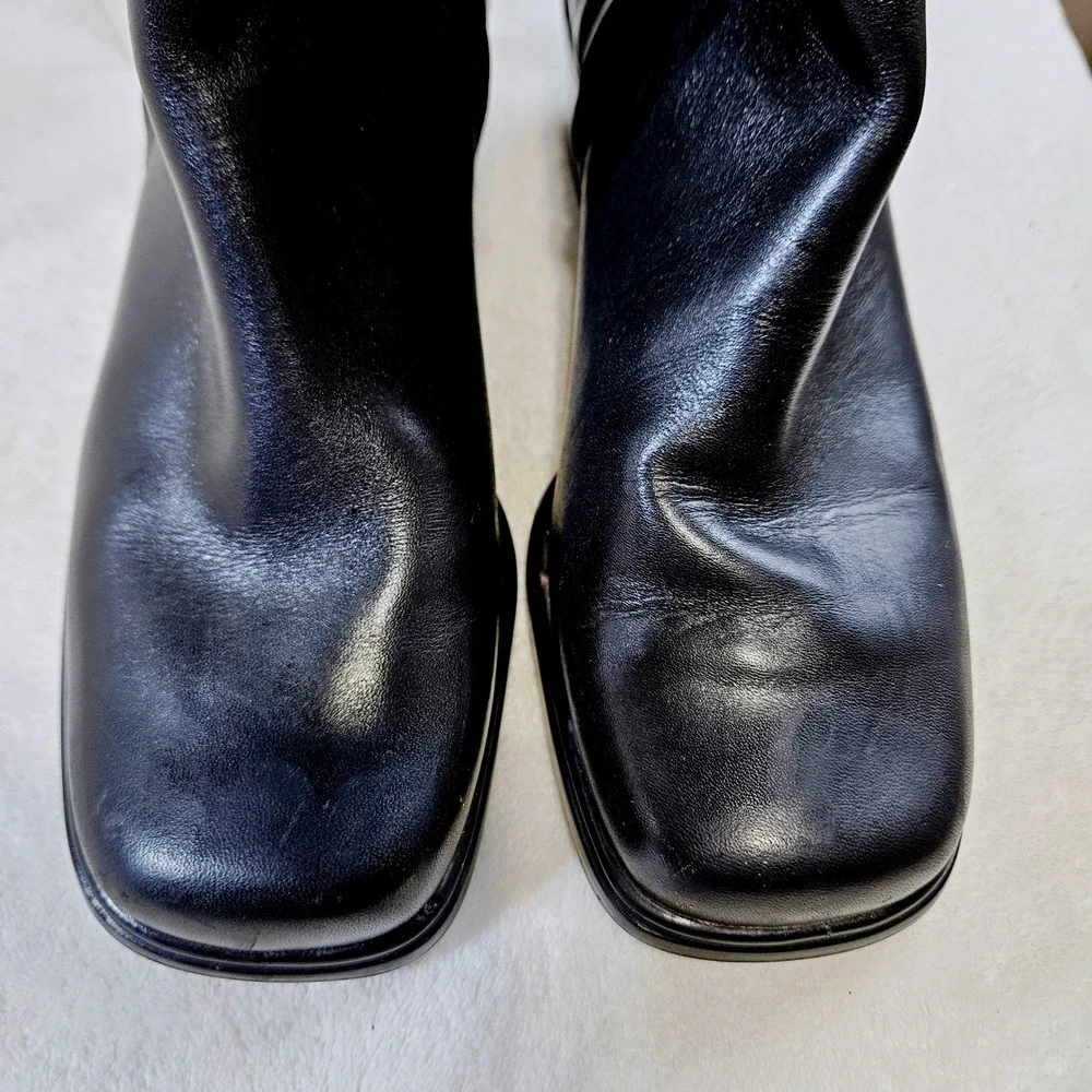 Walking Co Black Leather Square Toe Block Heel Ankle Boot 6.5 90s Y2K Minimalist